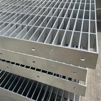 Karakteristik Kinerja Grates Drainase Stainless Steel